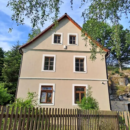 Vakantiehuis Zatyni - Cely Objekt
